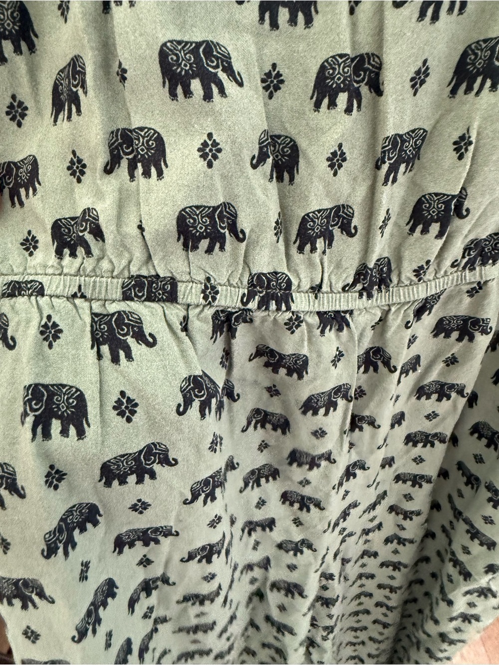 Olive green elephant jumpsuit size small elastic waist adjustable straps - Picture 3 of 9